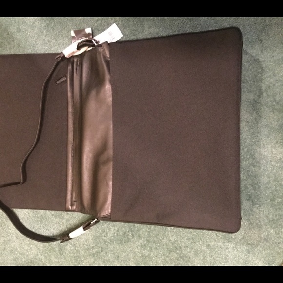 Kenneth Cole bag - Picture 3 of 4